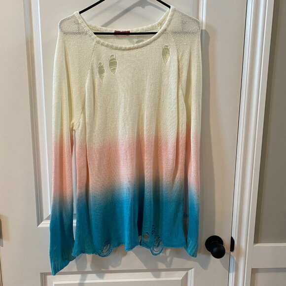 Pink Lily Tie Die White, Pink and Blue Distressed Top Size Medium - Picture 2 of 9